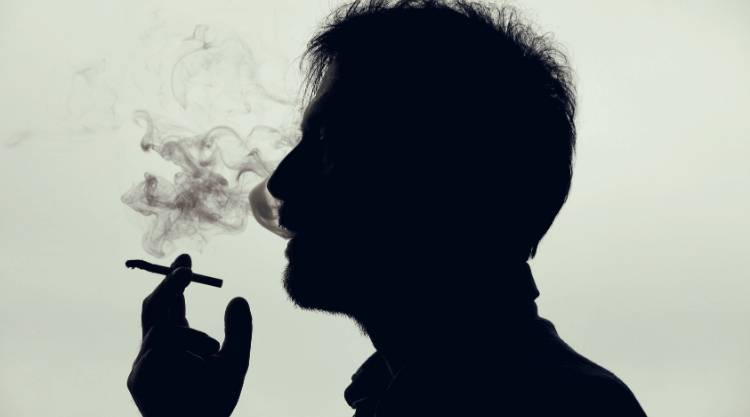 Как COVID-19 по-разному влияет на мужчин и женщин?